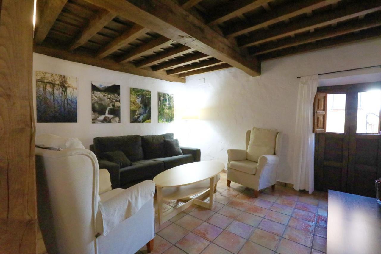 Apartamentos Rurales Casa De Los Escudos Valverde de la Vera Exterior foto