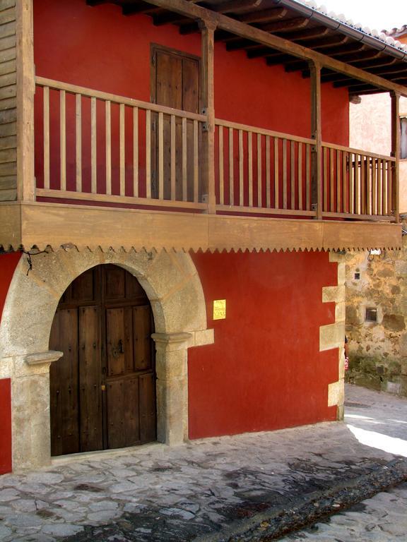 Apartamentos Rurales Casa De Los Escudos Valverde de la Vera Exterior foto