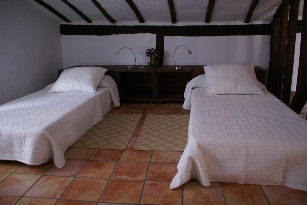 Apartamentos Rurales Casa De Los Escudos Valverde de la Vera Exterior foto