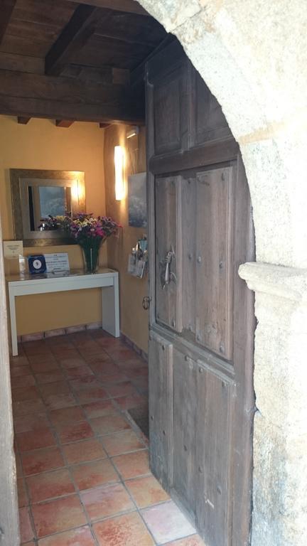 Apartamentos Rurales Casa De Los Escudos Valverde de la Vera Exterior foto